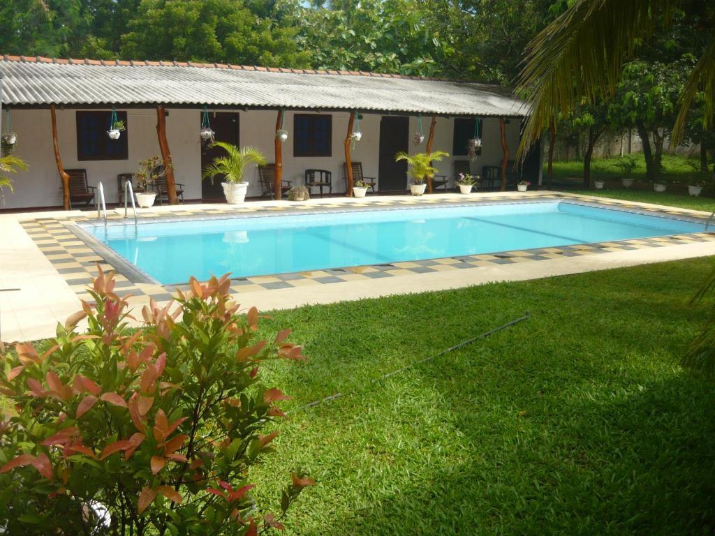 Sunrise Holiday Resort Хабарана Экстерьер фото