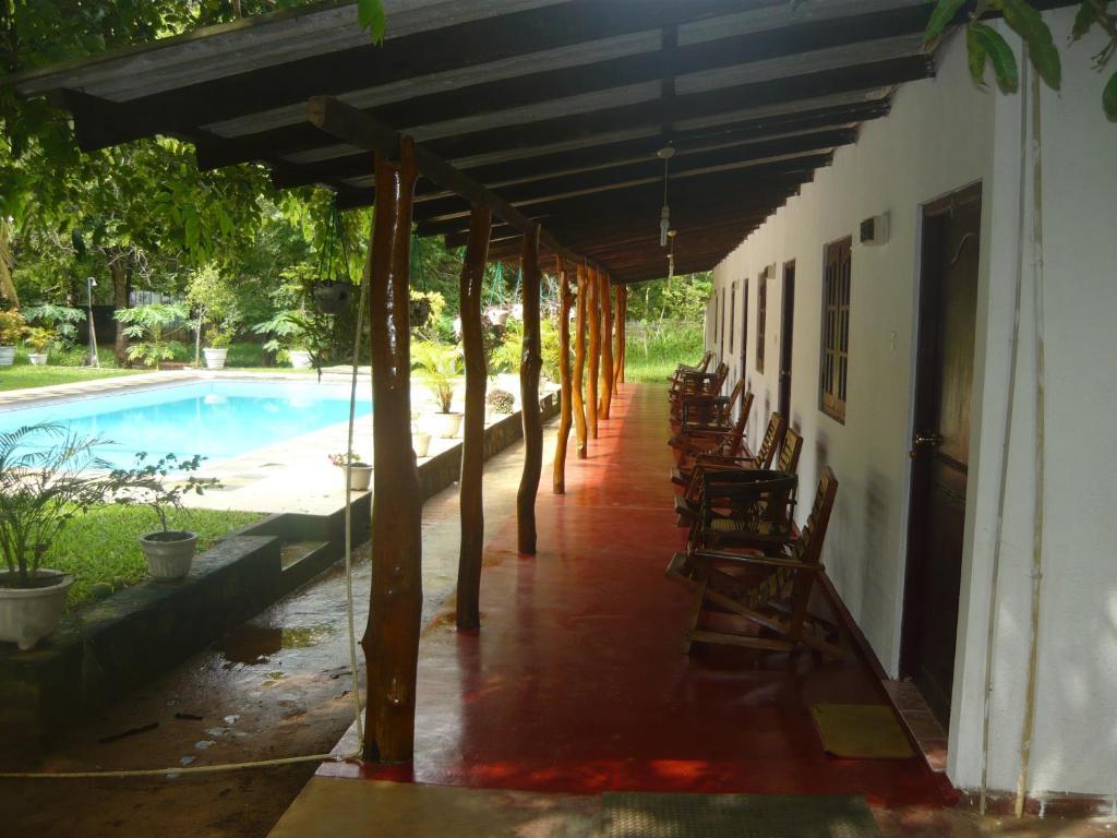 Sunrise Holiday Resort Хабарана Экстерьер фото